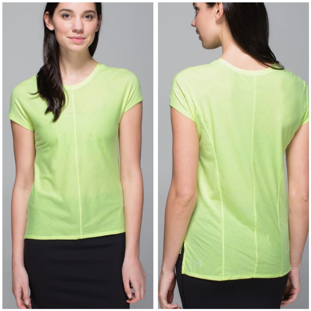 Lululemon Retreat Tee
Heathered Clear Mint / Clear